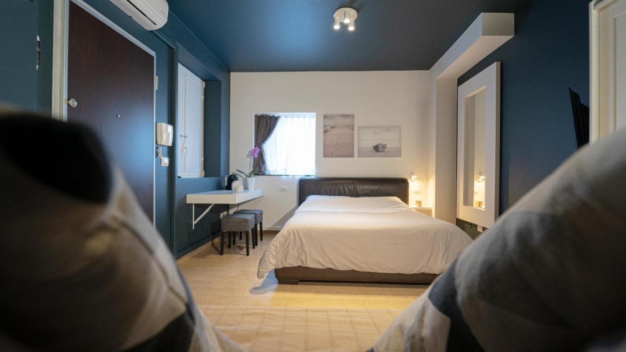 La Palma Del Sol Bed & Breakfast Barletta Bagian luar foto