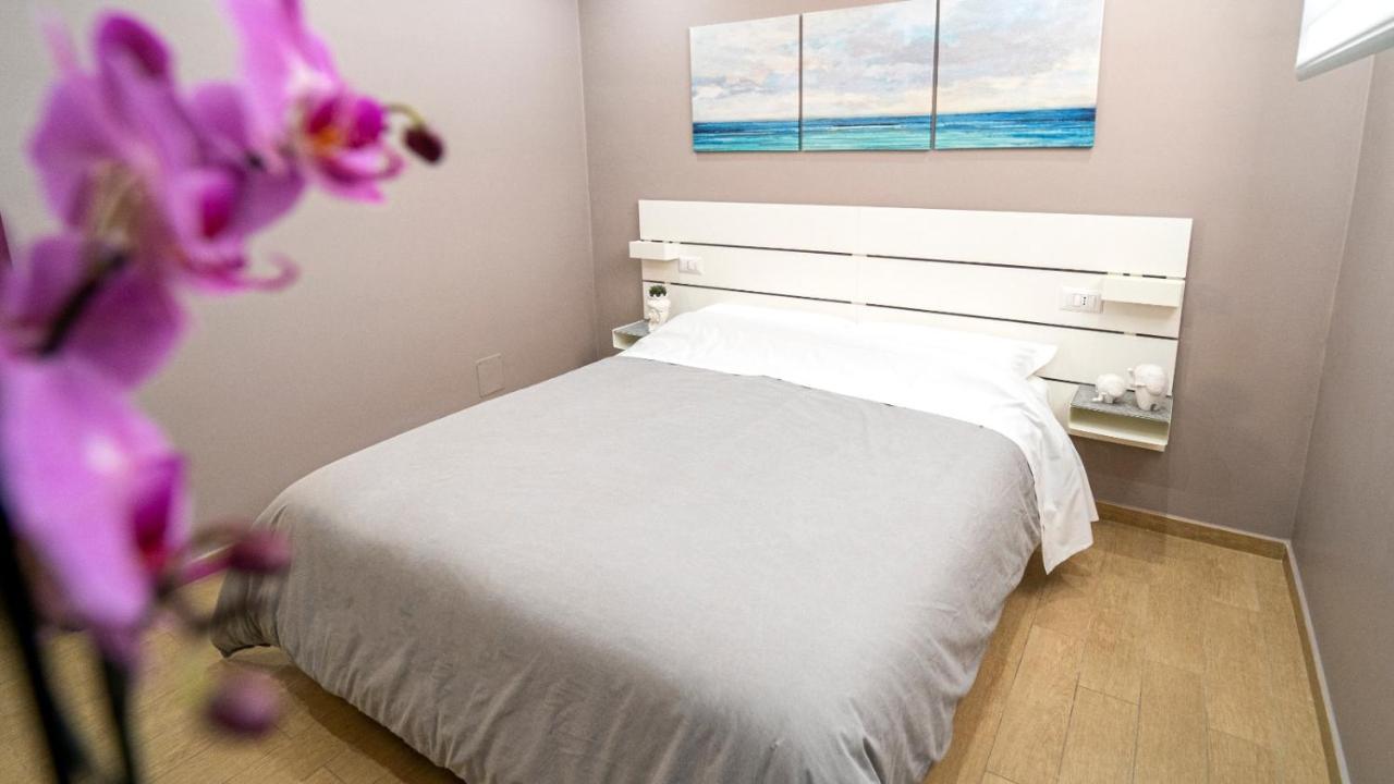 La Palma Del Sol Bed & Breakfast Barletta Bagian luar foto