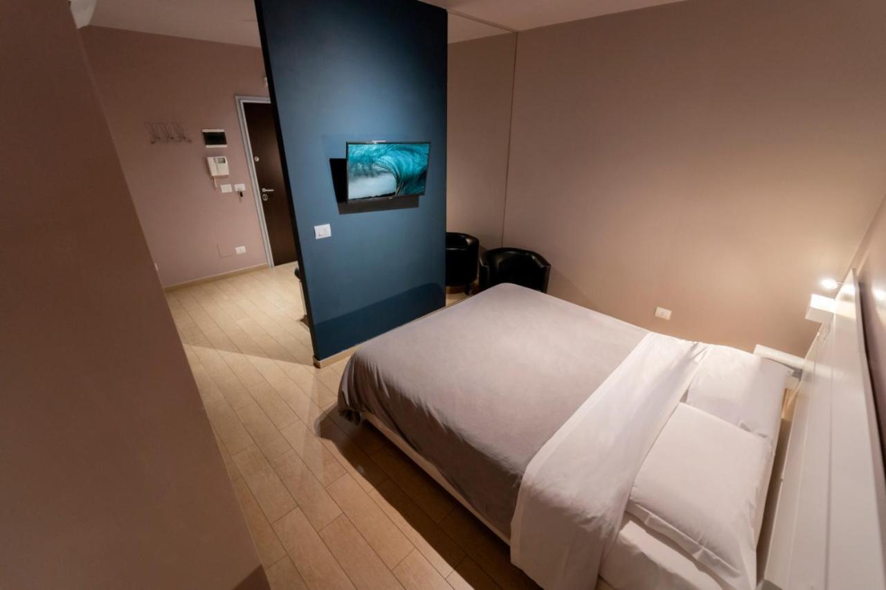 La Palma Del Sol Bed & Breakfast Barletta Bagian luar foto